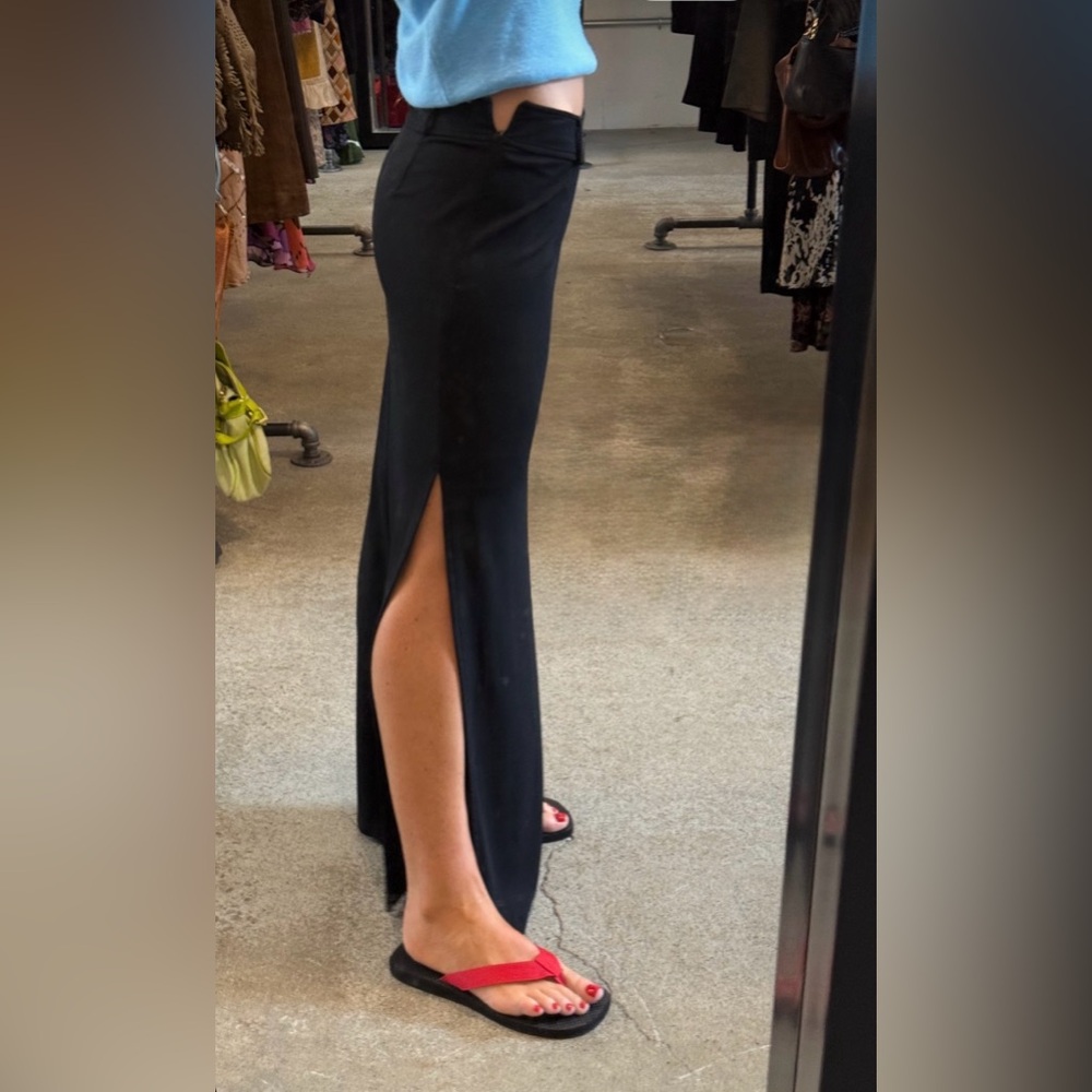Dune Classic Sandal in Rubber Red Flip Flops with Black Straps - Picture 7 of 8